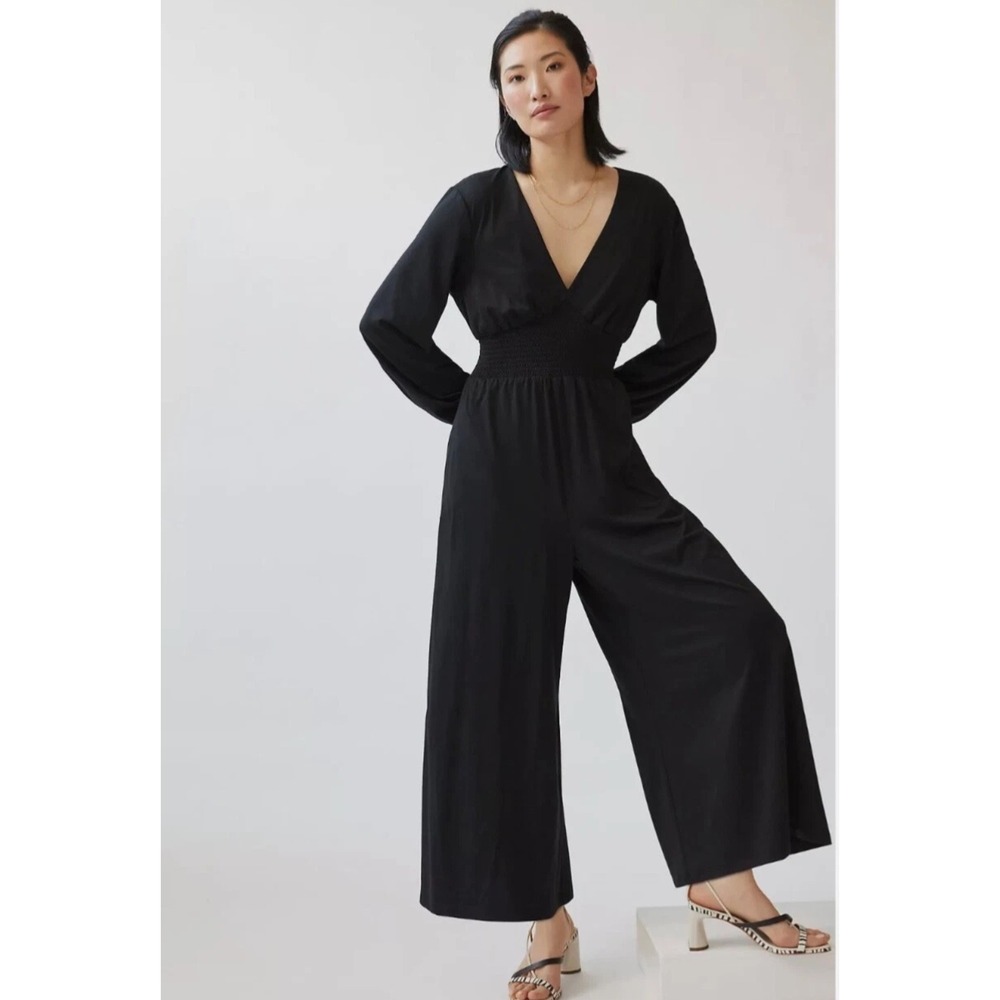 Hutch‎ Black Wide Leg Cropped Smocked Waist V-Neck Long Sleeve Jumpsuit XS